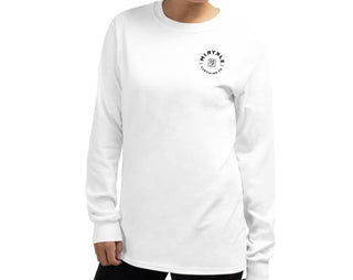 Women’s long sleeve white snowcation graphic T-shirt.